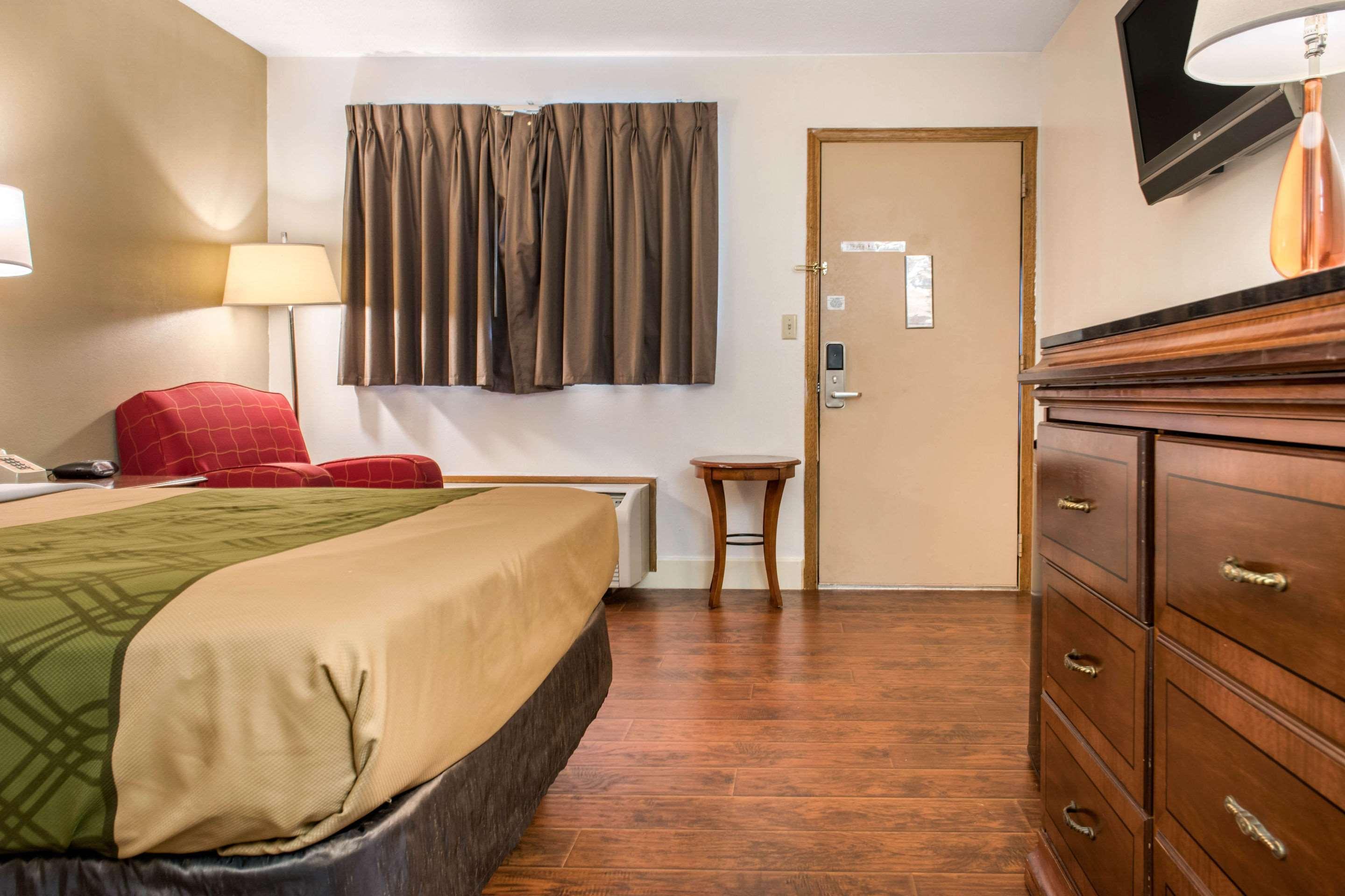Econo Lodge Holland Eksteriør bilde