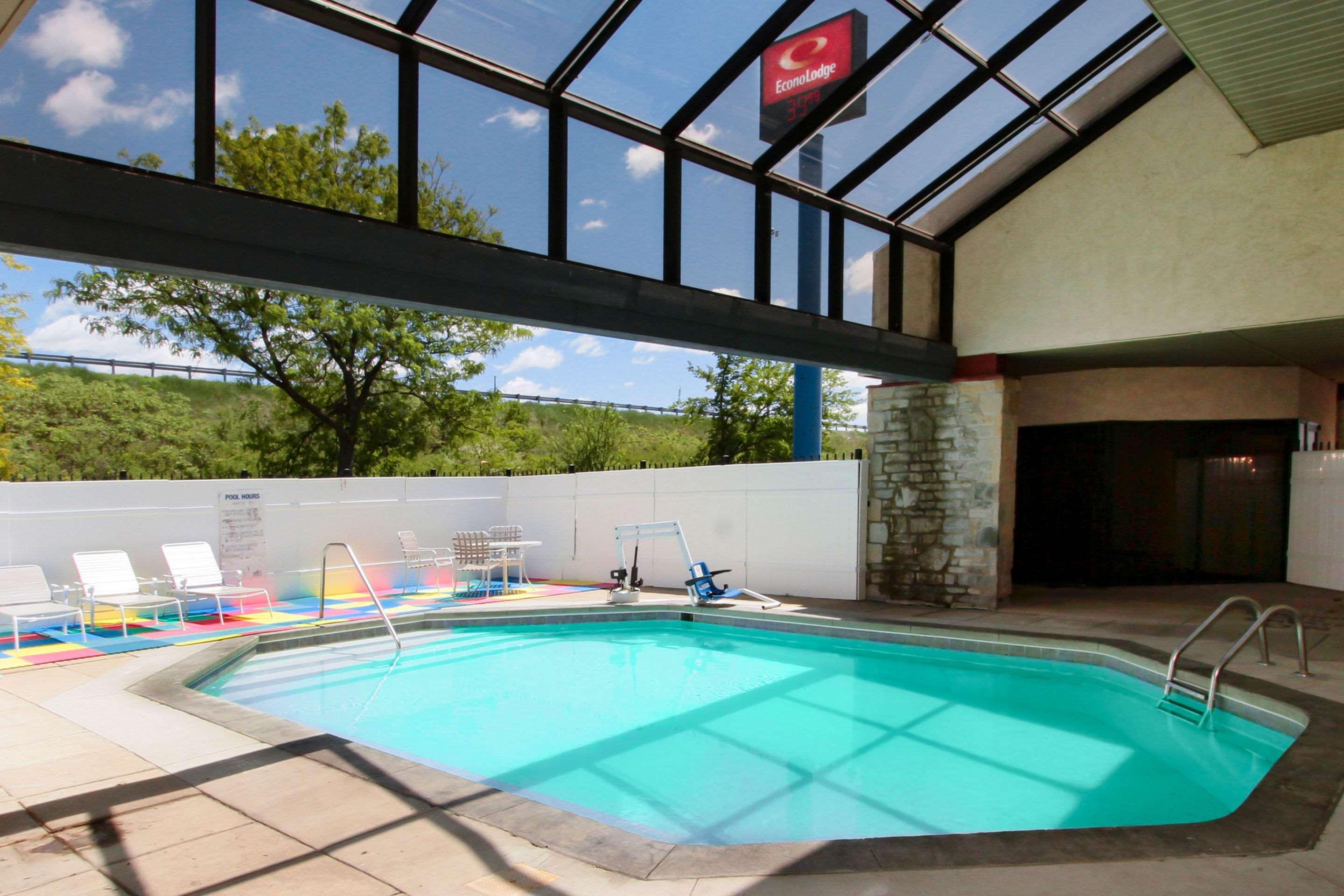 Econo Lodge Holland Eksteriør bilde