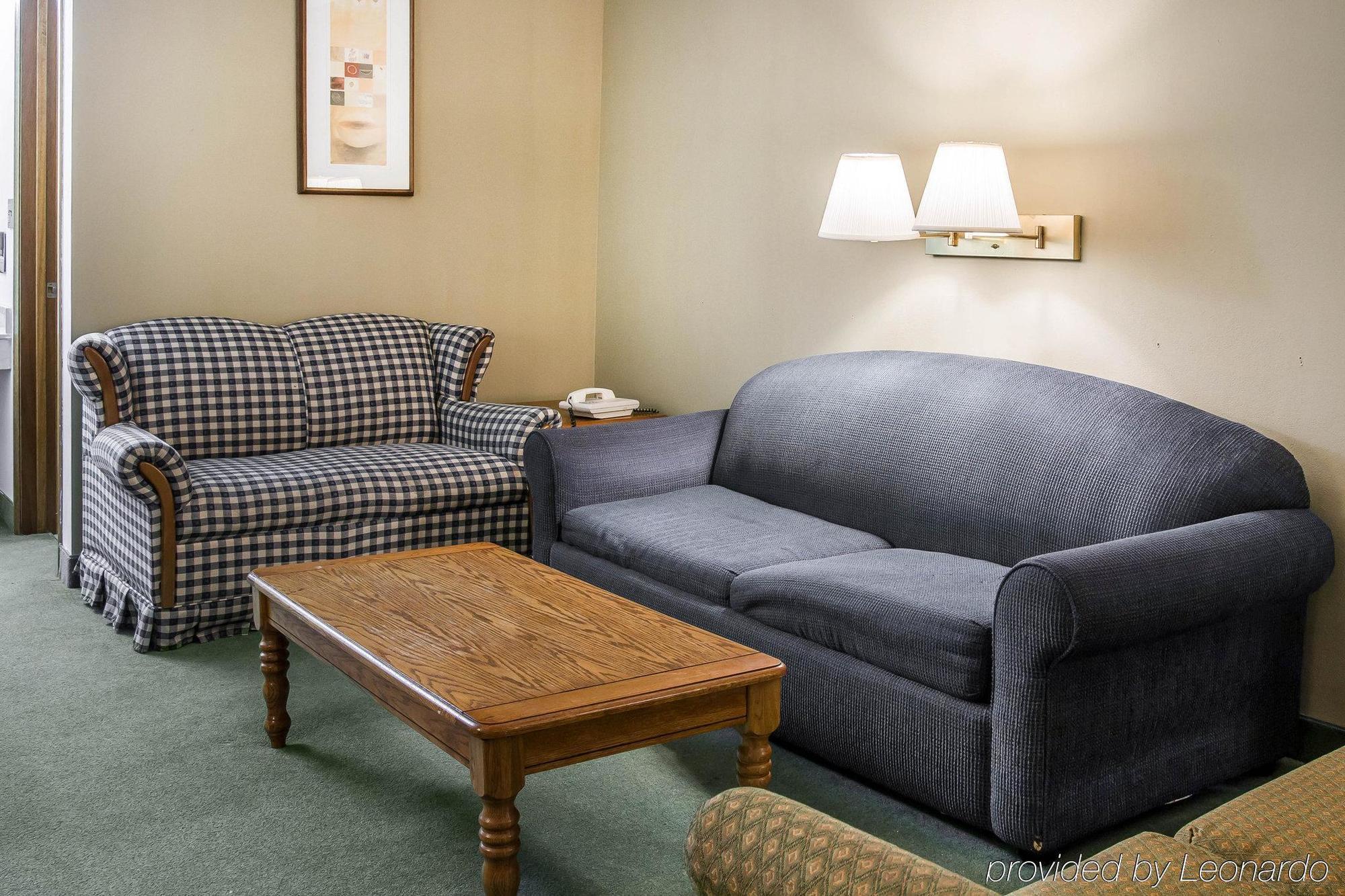Econo Lodge Holland Eksteriør bilde