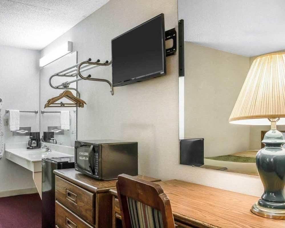 Econo Lodge Holland Eksteriør bilde